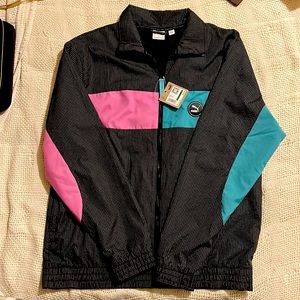 Puma Woven Jacket Size Large for Men With Vintage Design